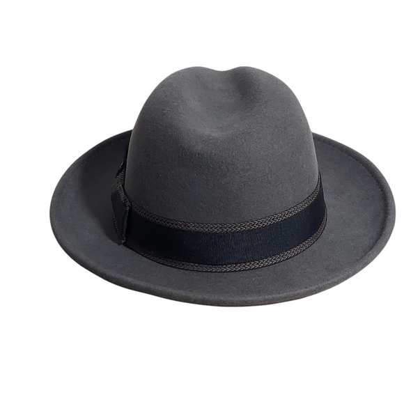 Hats in the Belfry 100% Gray Wool Fedora Black bow hatband and feather - Picture 8 of 15